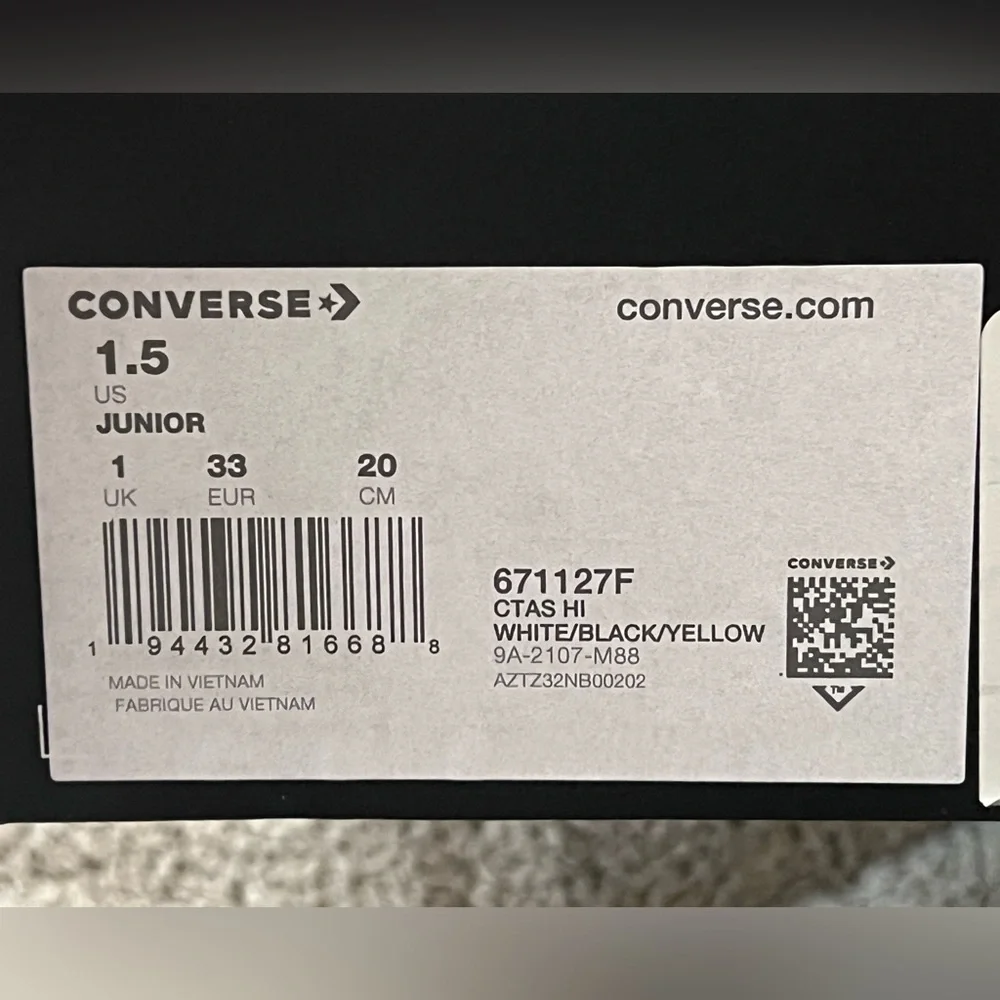 Converse Kids High-Top Sneakers -gorillas & bananas  🦍 🍌